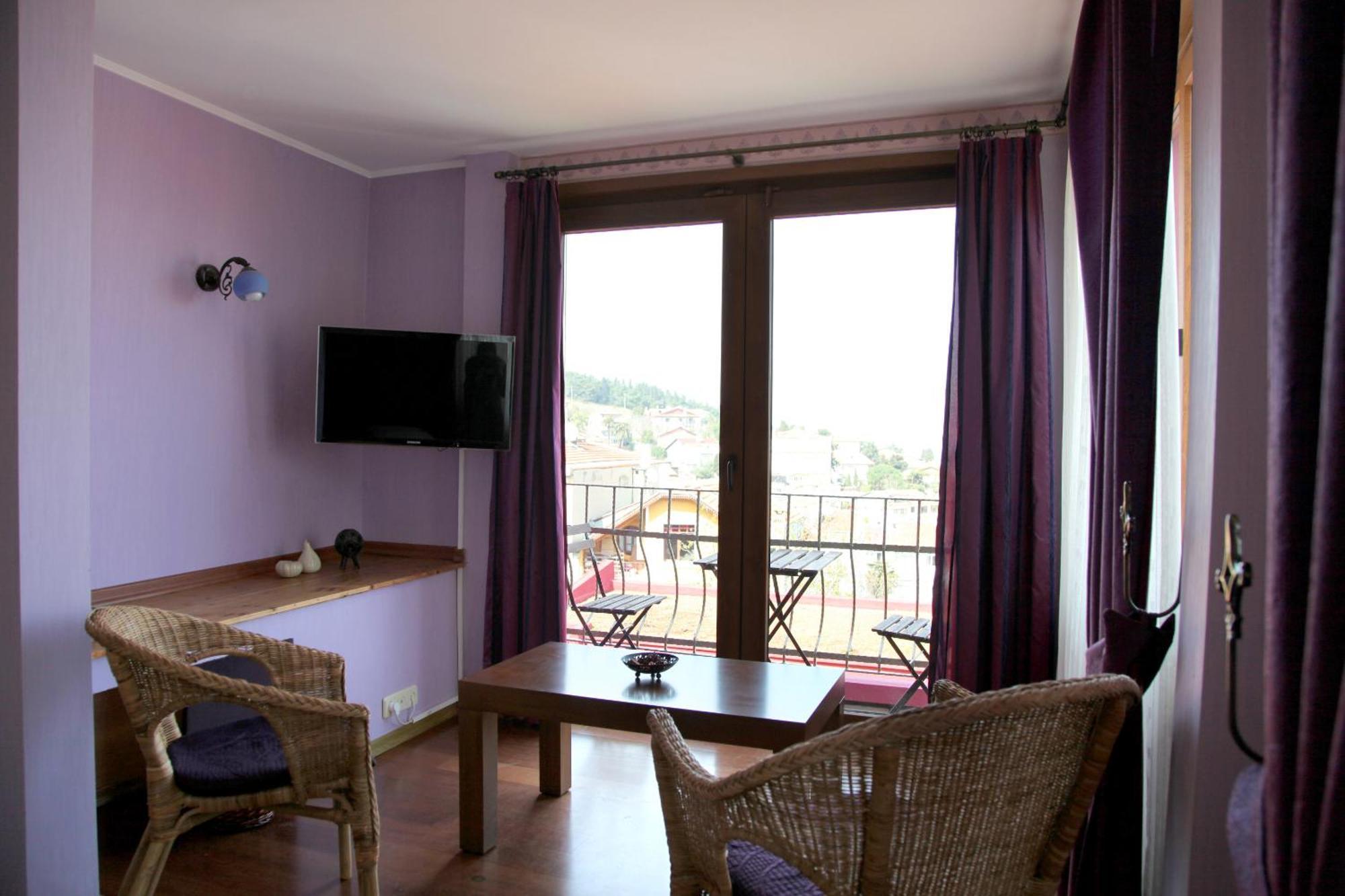 L'isola Guesthouse Heybeliada Esterno foto
