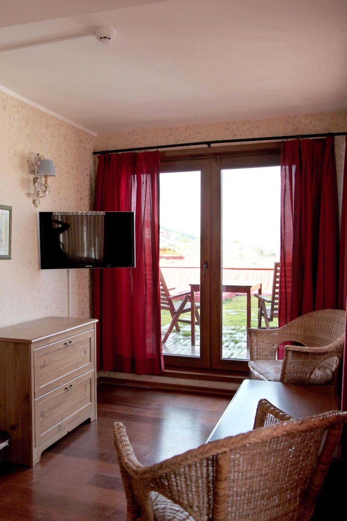 L'isola Guesthouse Heybeliada Esterno foto